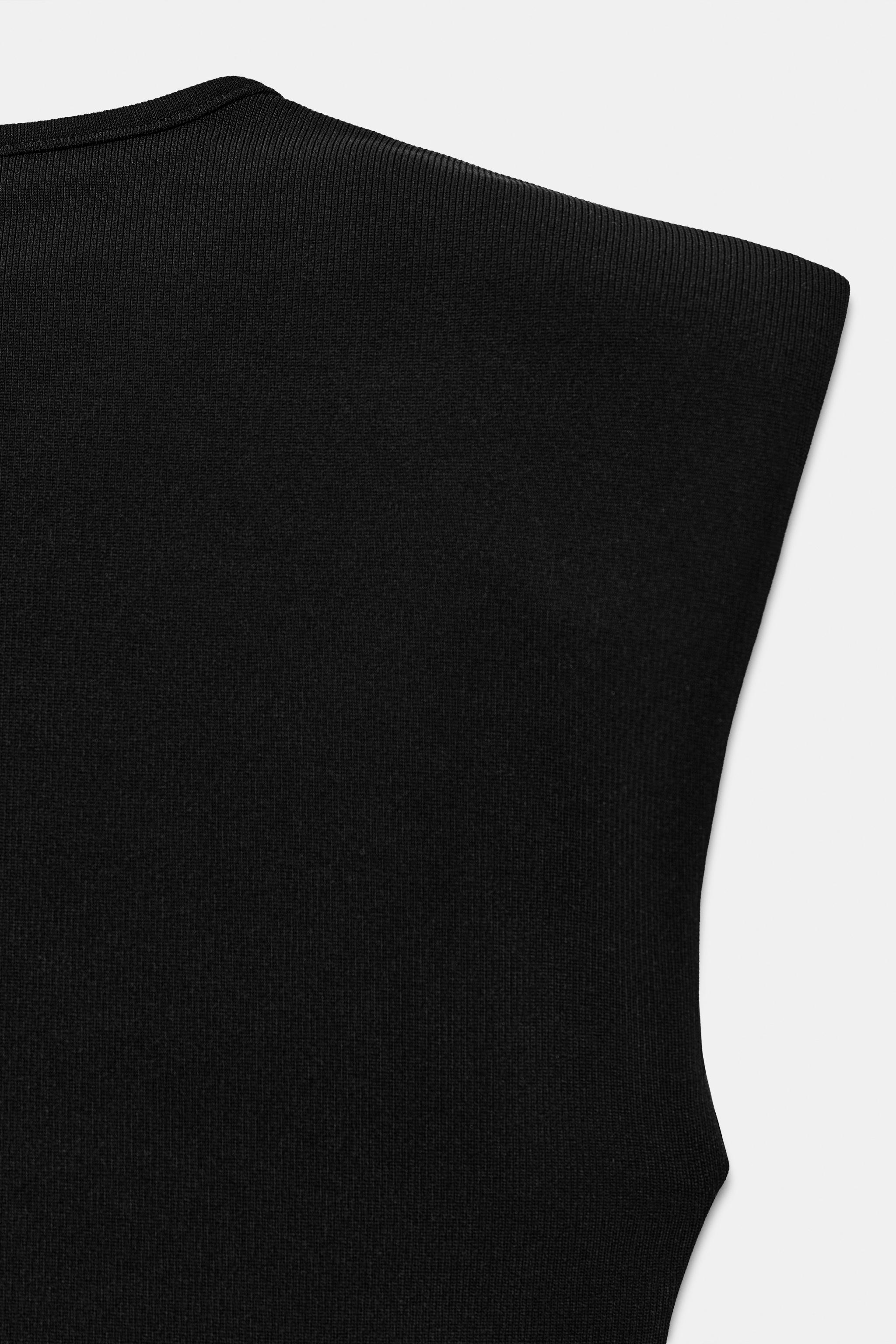SHOULDER PAD SLEEVELESS TOP